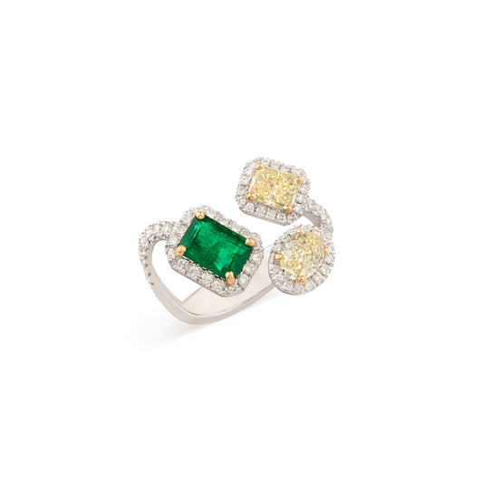 OneSeven Ring in White Gold With Yellow Diamonds and an Emerald