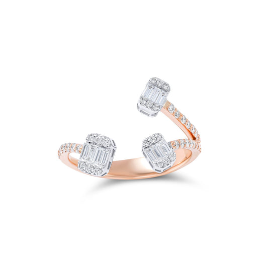 QAMAR Ring In Rose Gold With White Diamonds