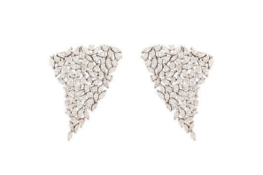 QAMAR Earrings In White Gold With White Diamonds